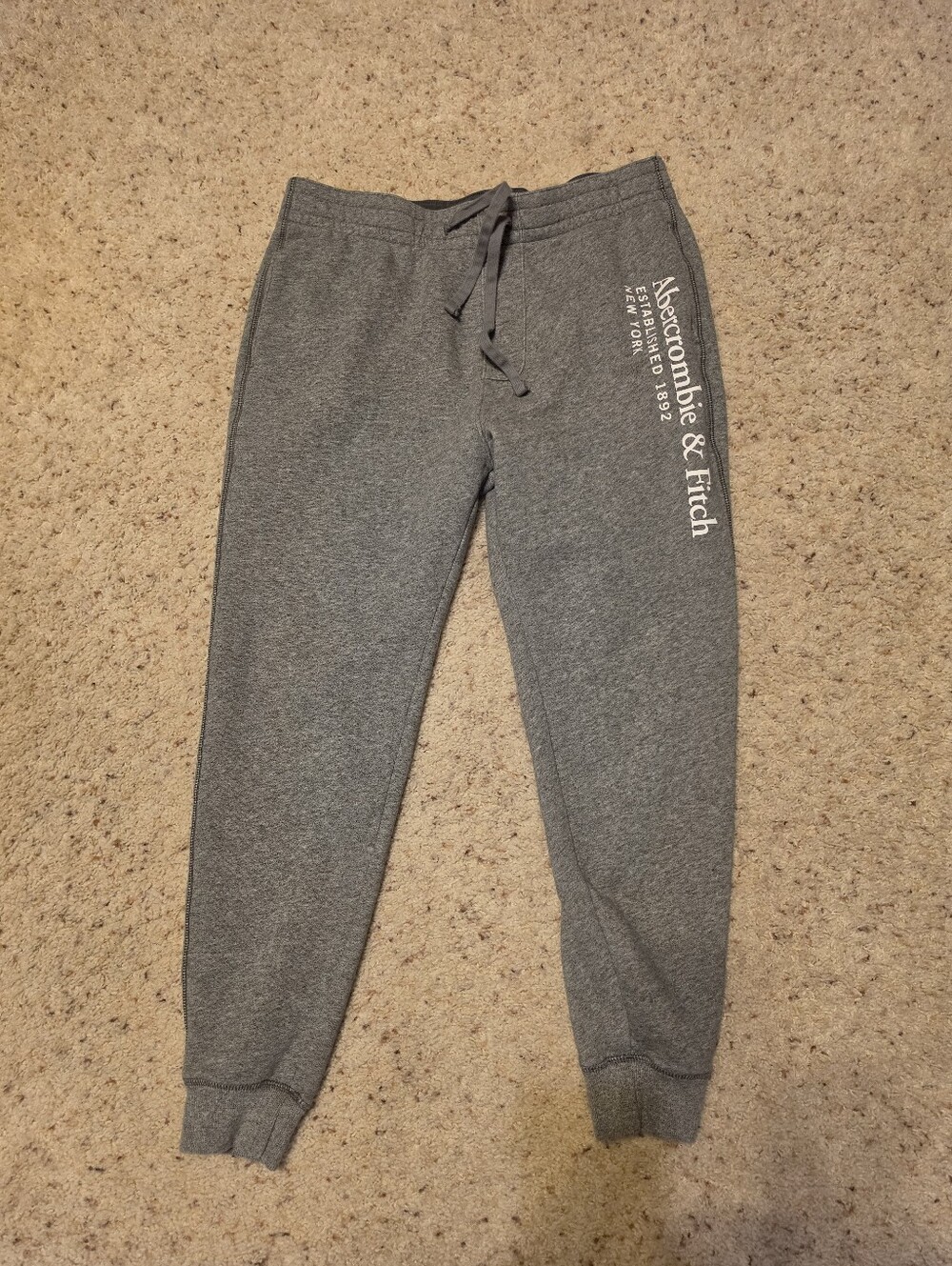 Abercrombie & Fitch Men's Gray Logo Jogger Pants